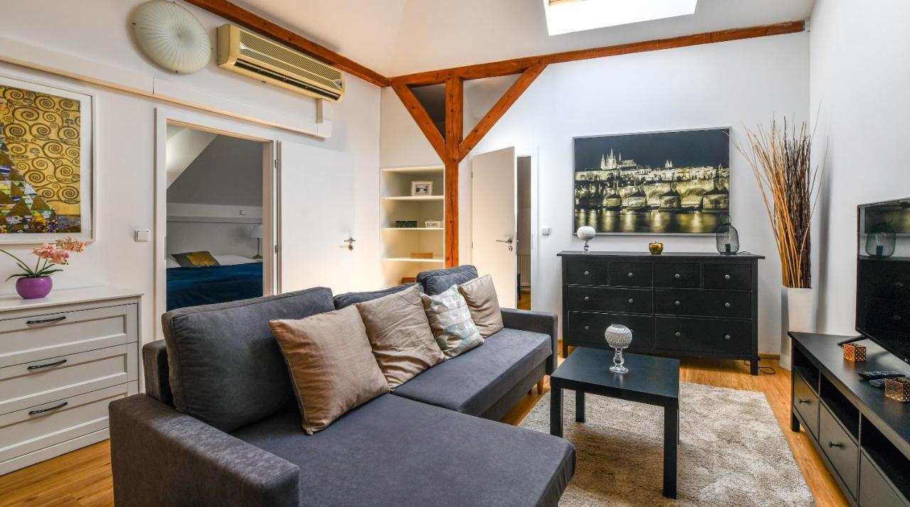 Apartments Rybna Прага Экстерьер фото